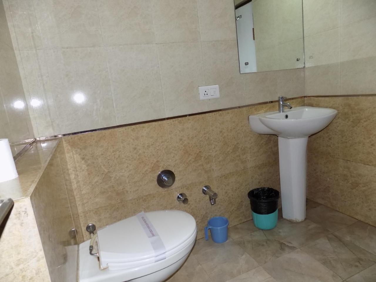Hotel Simran Raipur  Bagian luar foto