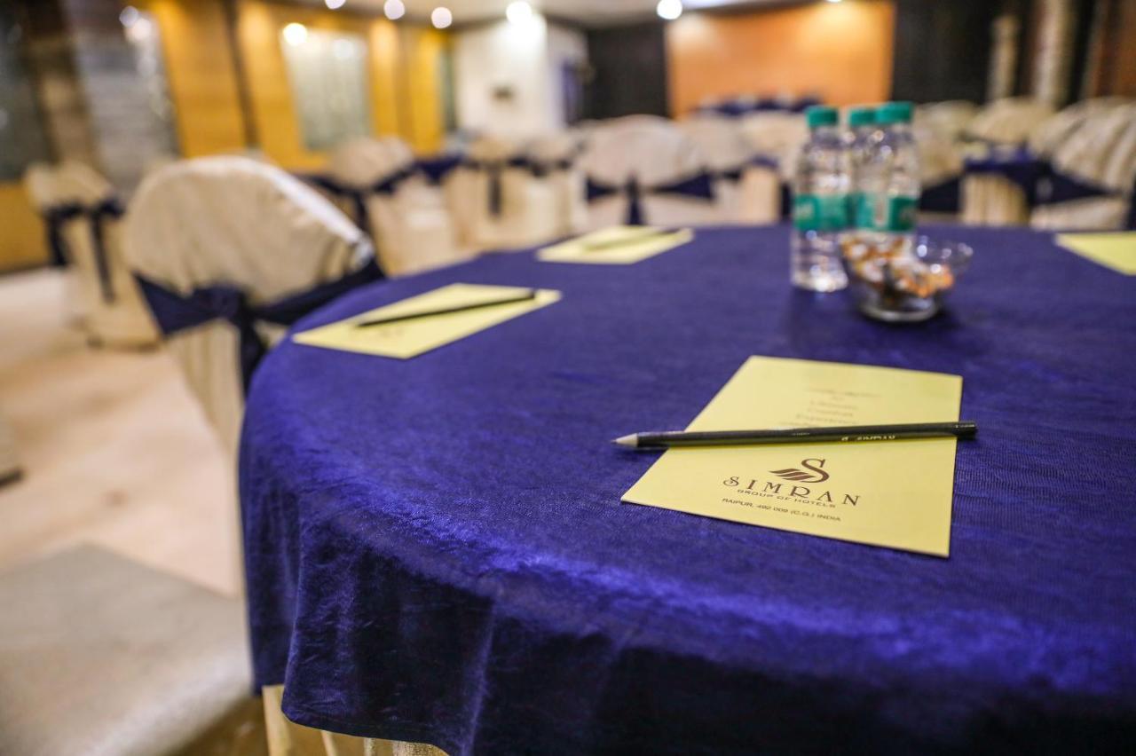 Hotel Simran Raipur  Bagian luar foto