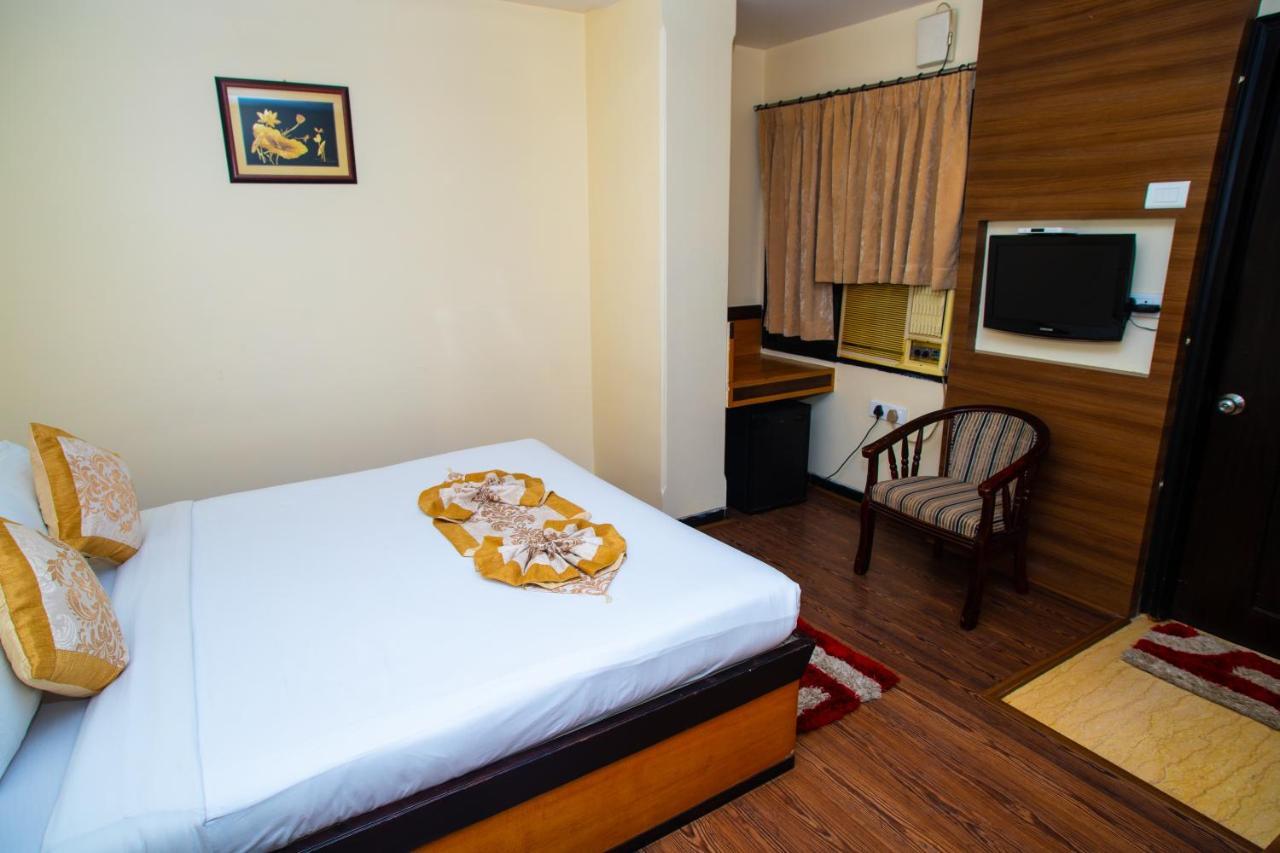 Hotel Simran Raipur  Bagian luar foto